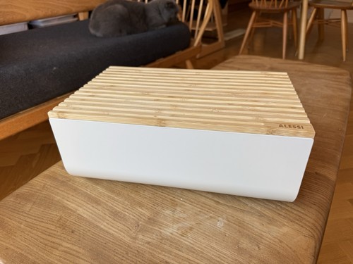Alessi mattina bread bin warm - alessi,