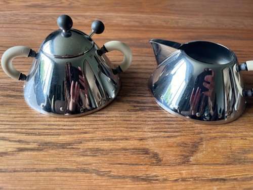 Alessi milk jug and - , bowl